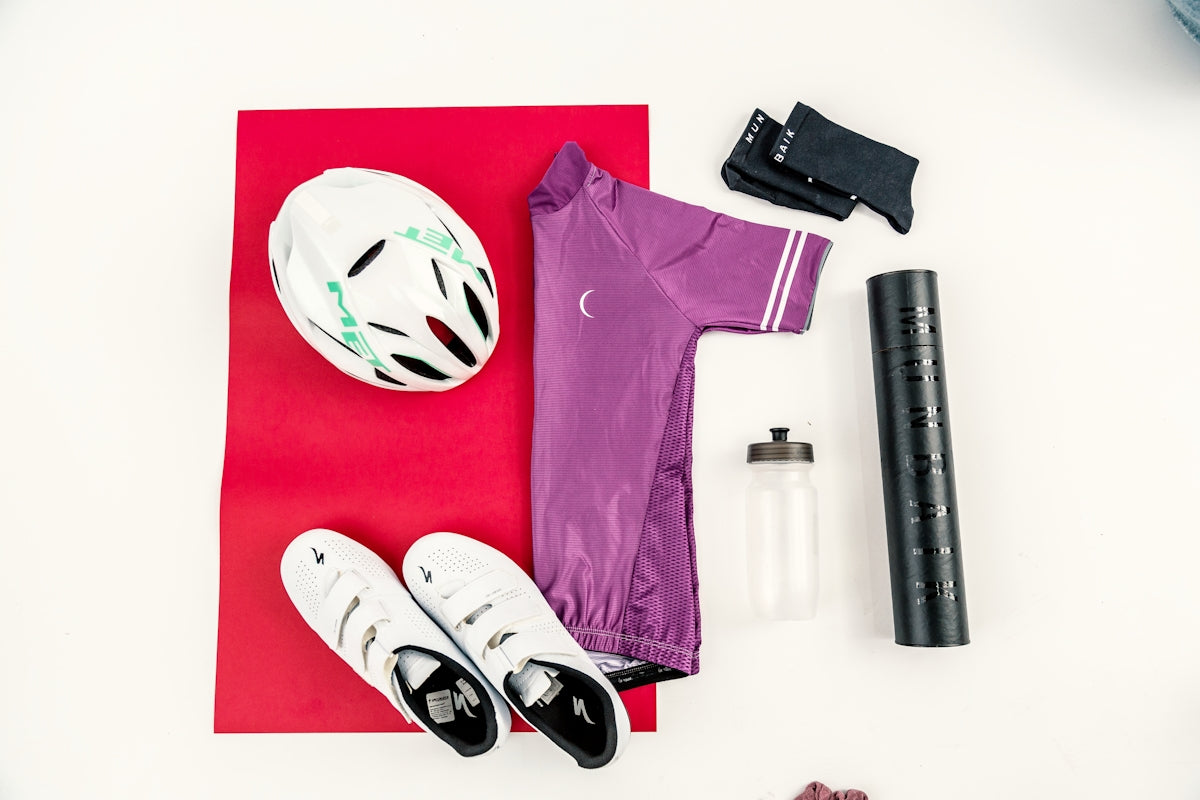 pink and white nike soccer jersey