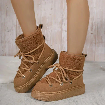 Botas de nieve mujer marrones con suela gruesa y tiras cruzadas, material tipo borrego, estilo casual