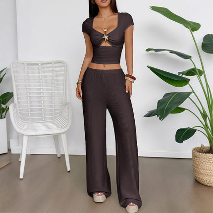 Conjunto estilo boho-chic para mujer con chaleco y pantalones anchos