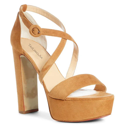 Sandalias plataforma de tacón grueso y tiras cruzadas color camel de ante