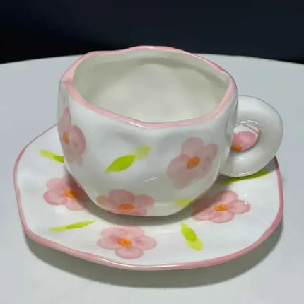 Taza de café con platillo, en cielo azul y nubes blancas pintadas a mano - tugranalmacen.com