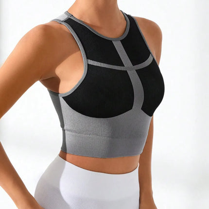 Camiseta deportiva de poliamida con cuello redondo