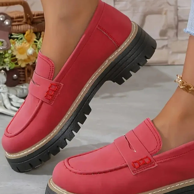 Zapatos retro británicos con tacón grueso color caramelo