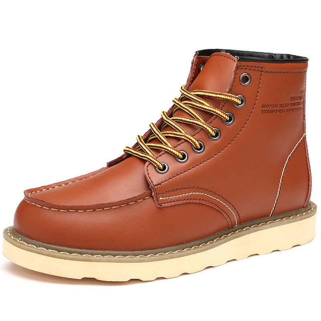 Botas de cuero marrón con cordones y tacón medio para hombre, estilo moderno y cómodo.