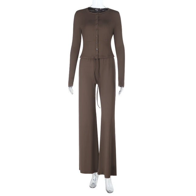 Conjunto de jersey y pantalones marrones para mujer