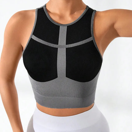 Camiseta deportiva de poliamida con cuello redondo