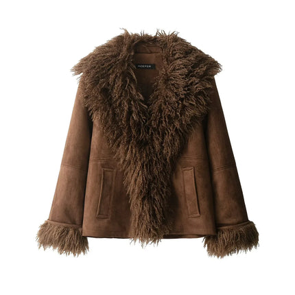 Chaqueta en piel vegana marrón con cuello de pelo