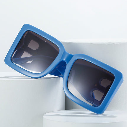 Gafas de sol cuadradas grandes con diseño cóncavo y protección UV