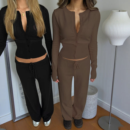 Conjunto de jersey y pantalones marrones para mujer