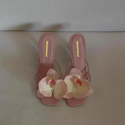 Zapatillas de tacón alto con punta de flor, color rosa, material sintético, estilo elegante